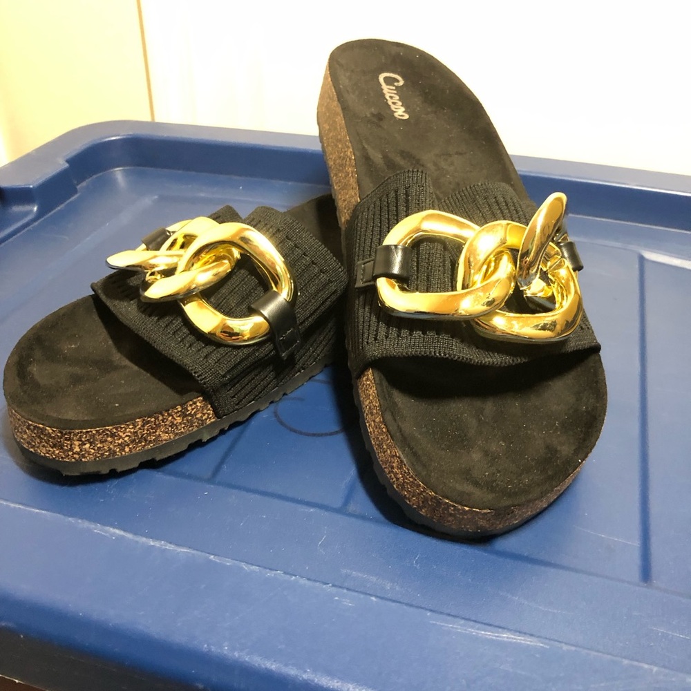 Black and Gold Women's Slide Sandals